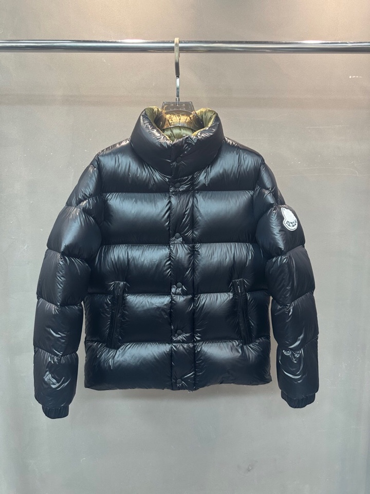 Moncler 蒙口25ss秋冬新款立领羽绒服\n码数:1 2 3 4 5（下单请报身高体重）
