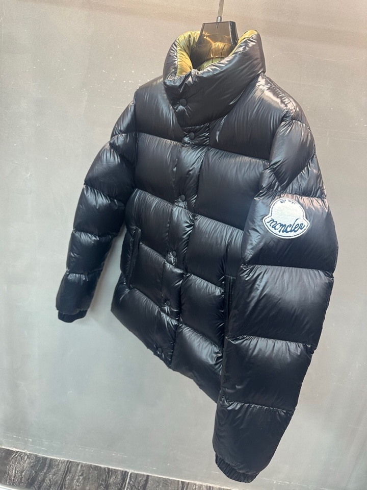 Moncler 蒙口25ss秋冬新款立领羽绒服\n码数:1 2 3 4 5（下单请报身高体重）