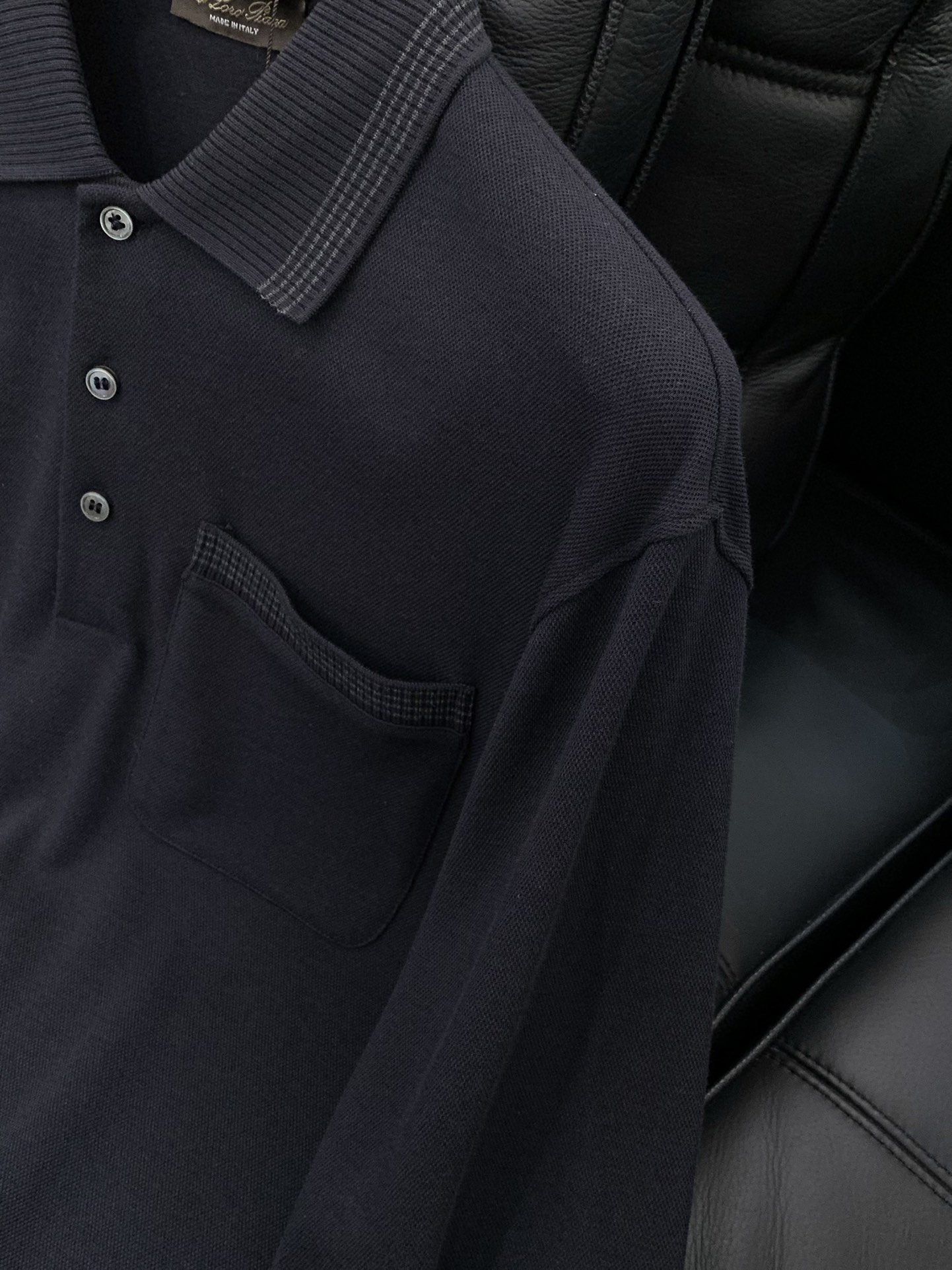 ，lP🆕新款黑色长袖 面料成份: 40%棉30%莫代尔20%腈纶10%羊毛新款细腻易打理羊毛男士翻领短袖