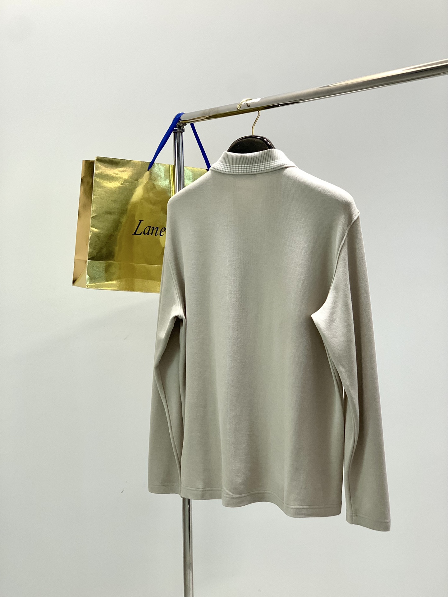 ，lP🆕新款黑色长袖 面料成份: 40%棉30%莫代尔20%腈纶10%羊毛新款细腻易打理羊毛男士翻领短袖