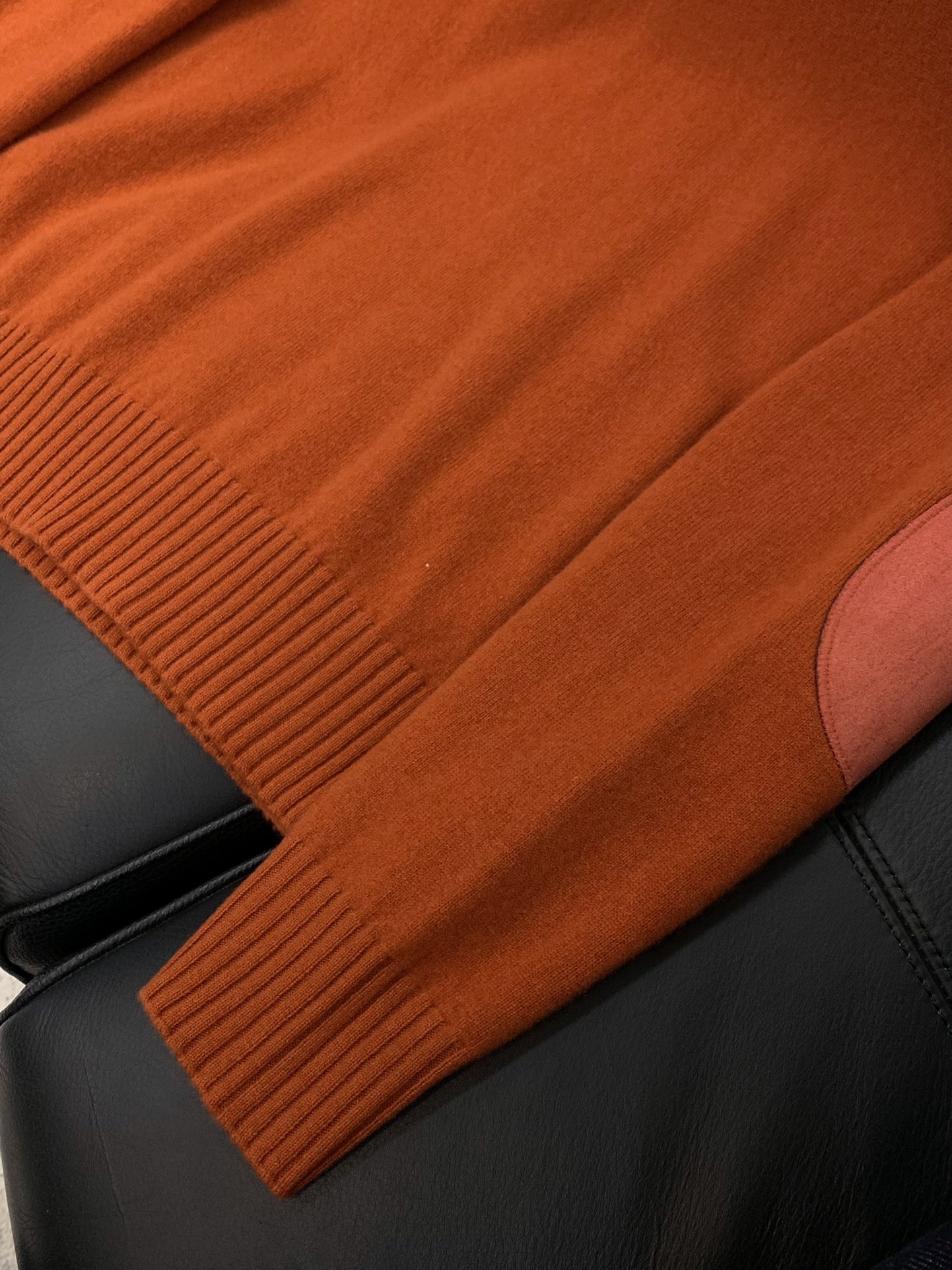 ，Hermès 爱马仕，2025冬季最新品，专柜同步有售，原单狠货，时尚休闲圆领🦙羊毛长袖针织毛衣，定制