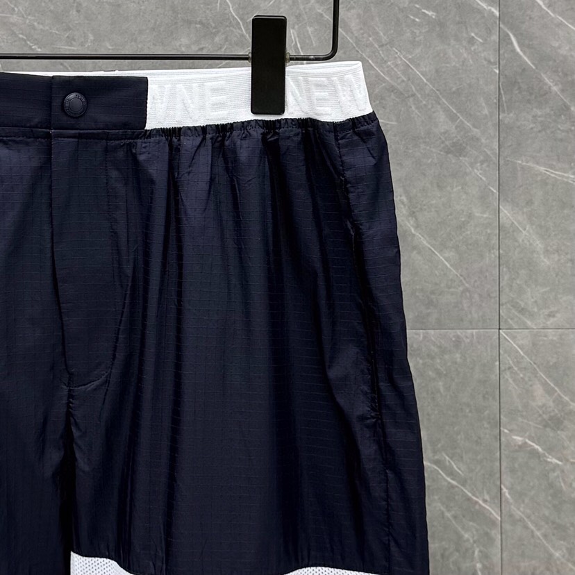 THOM BROWNE 汤姆布朗 TB暗格纹秋冬薄款四杠休闲裤 19.25.15\n码数：1-4 颜色：