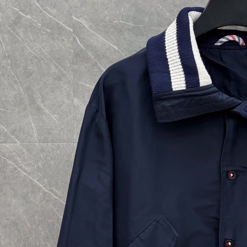 THOM BROWNE 汤姆布朗 TB明星成毅同款休闲夹克 \n码数：1-4 颜色：灰、蓝\n（下单请报