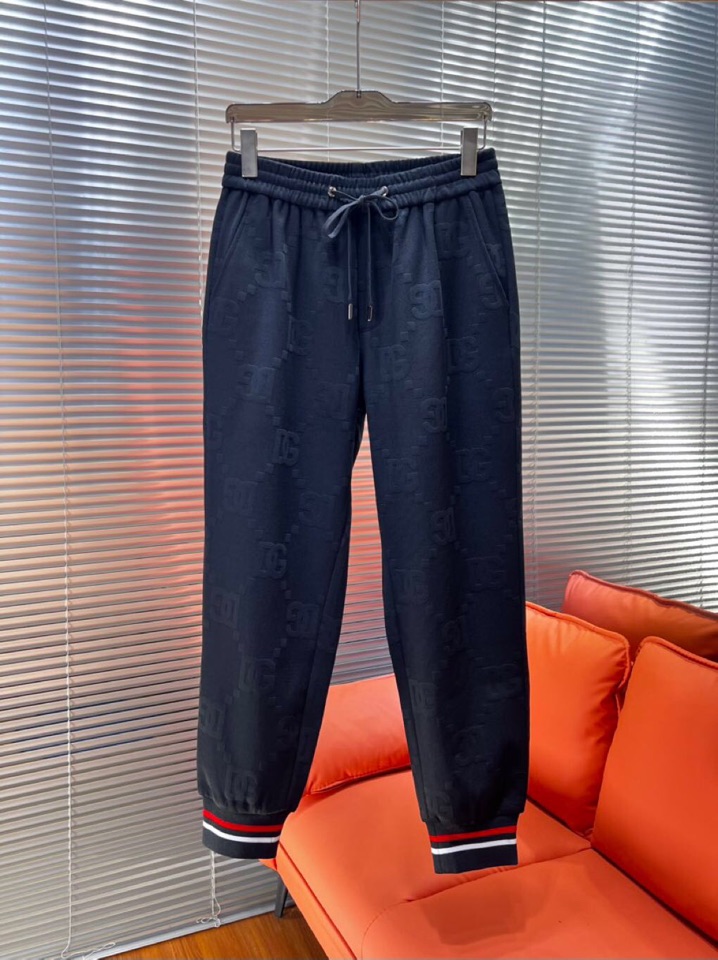 Dolce & Gabbana 杜嘉班纳 DG2025秋冬新品运动休闲连帽套装，十足腔调 上身非常的赞 