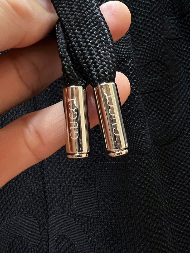 Gucci 古奇2025秋冬新品运动休闲织带连帽套装，十足腔调 上身非常的赞 超有型 绝对是吸引回头率的