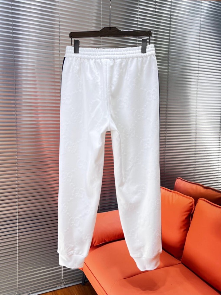 Gucci 古奇2025秋冬新品运动休闲织带连帽套装，十足腔调 上身非常的赞 超有型 绝对是吸引回头率的