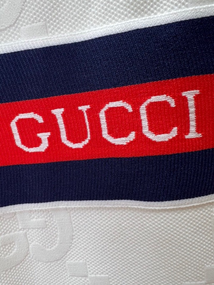 Gucci 古奇2025秋冬新品运动休闲织带连帽套装，十足腔调 上身非常的赞 超有型 绝对是吸引回头率的