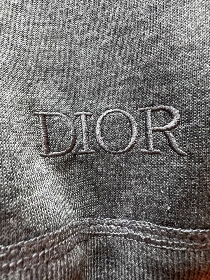 Dior 迪奥2025秋冬新品运动休闲连帽套装，十足腔调 上身非常的赞 超有型 绝对是吸引回头率的利器！