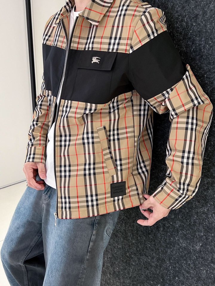 巴宝莉 官网同款，三标齐全，提前发售 2025ss秋冬新款男士夹克外套， 原单三标齐全高端版本 定制面料