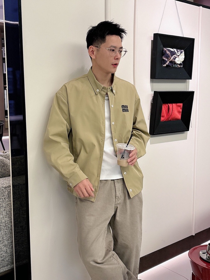 Miu Miu 缪缪官网同款，三标齐全，提前发售 2025ss秋冬新款男士夹克外套，原单三标齐全高端版本