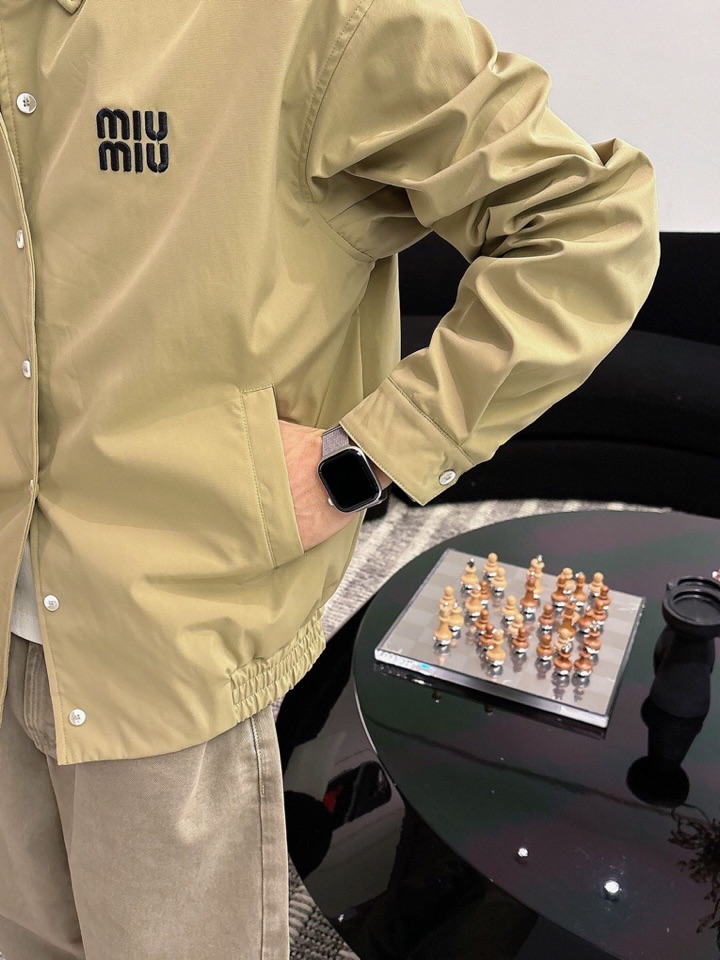 Miu Miu 缪缪官网同款，三标齐全，提前发售 2025ss秋冬新款男士夹克外套，原单三标齐全高端版本