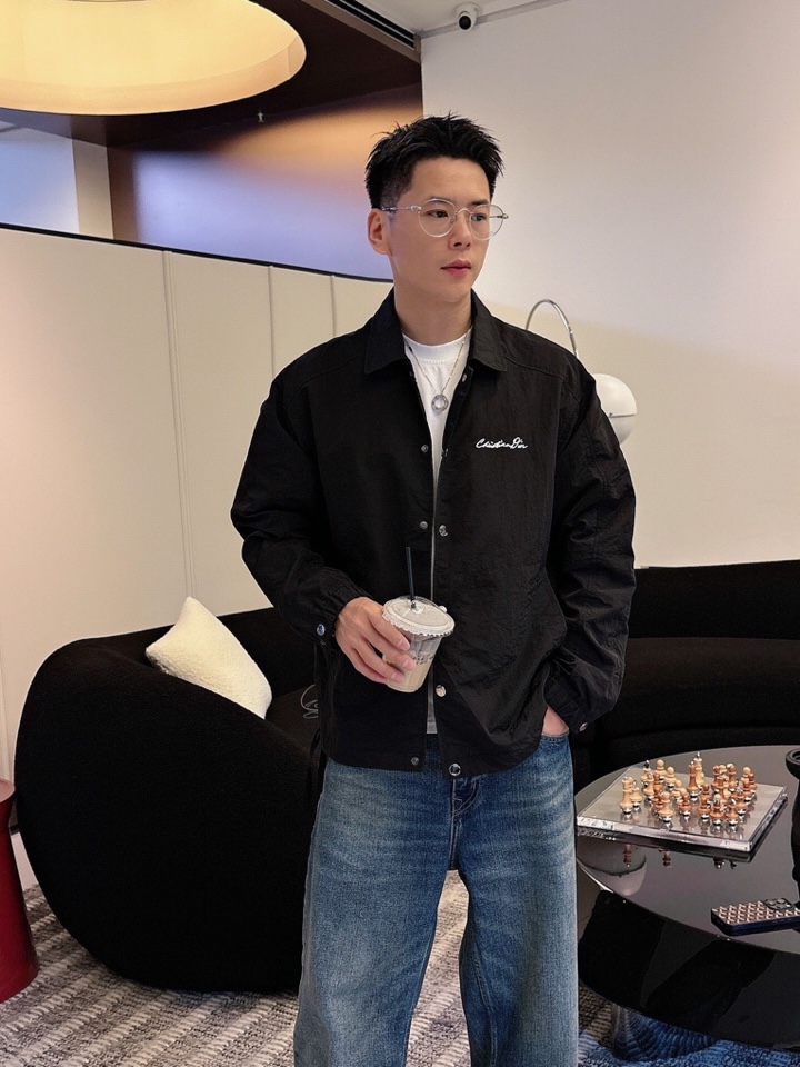 迪奥 官网同款，三标齐全，提前发售 2025ss秋冬新款男士夹克外套，原单三标齐全高端版本 定制面料 透