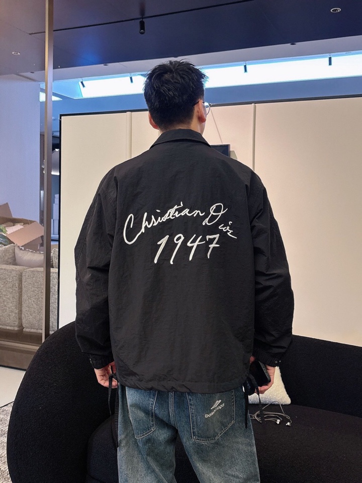 迪奥 官网同款，三标齐全，提前发售 2025ss秋冬新款男士夹克外套，原单三标齐全高端版本 定制面料 透