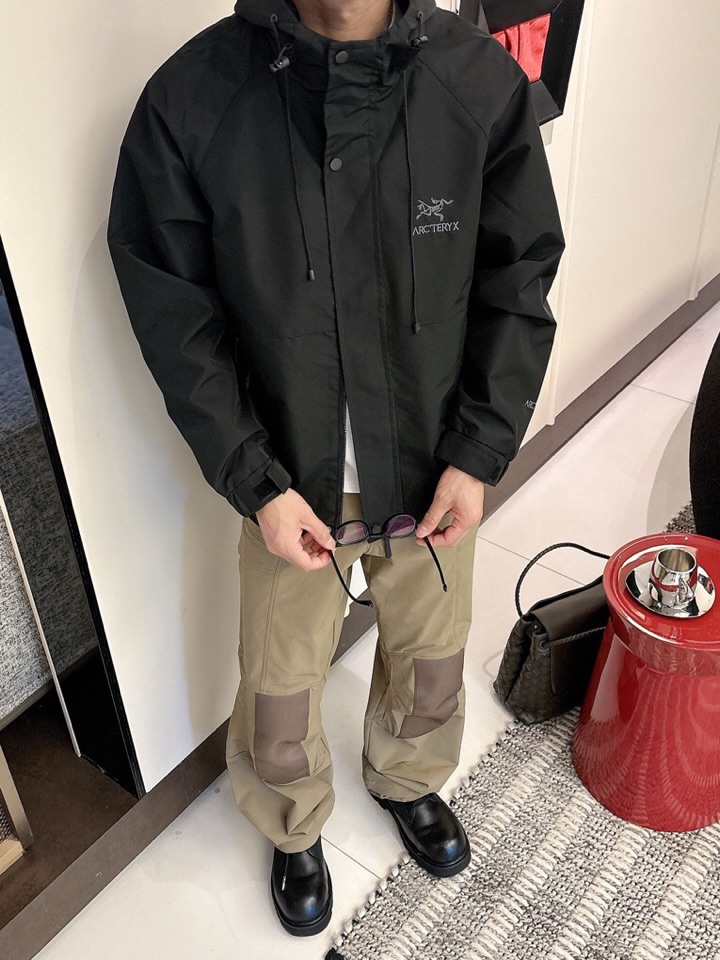 始祖鸟 官网同款，三标齐全，提前发售 2025ss秋冬新款男士夹克外套，原单三标齐全高端版本 定制面料 