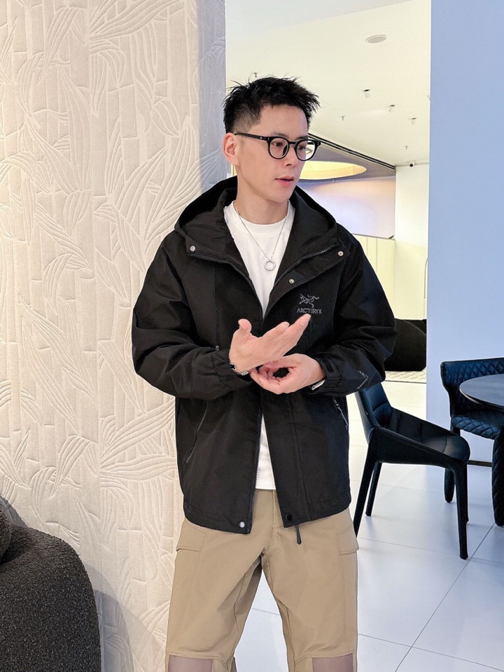 始祖鸟 官网同款，三标齐全，提前发售 2025ss秋冬新款男士夹克外套，原单三标齐全高端版本 定制面料 