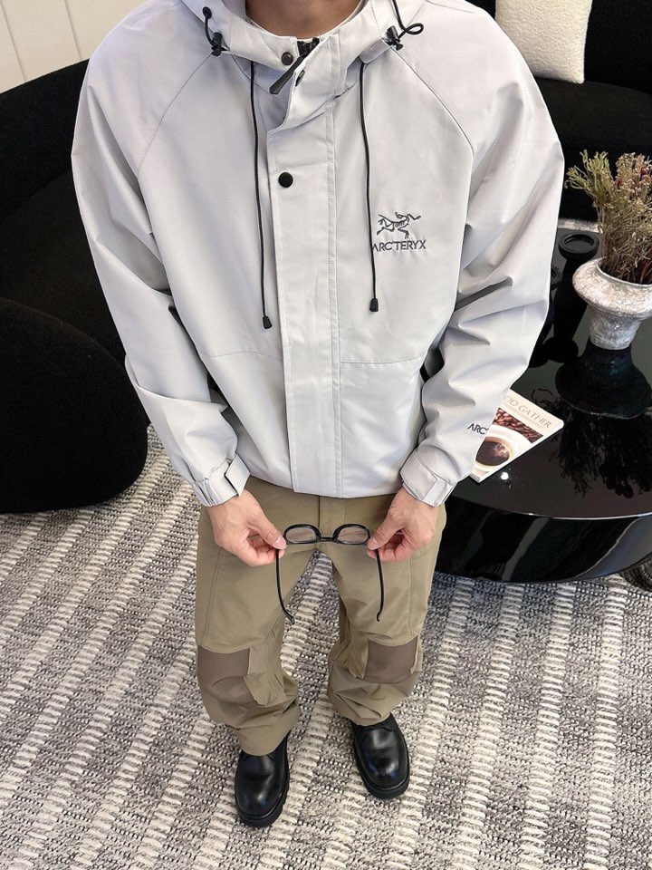 始祖鸟 官网同款，三标齐全，提前发售 2025ss秋冬新款男士夹克外套，原单三标齐全高端版本 定制面料 