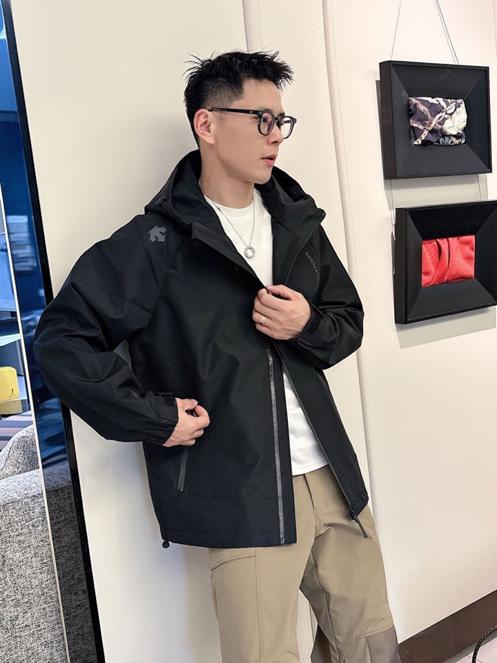 迪桑特 官网同款，三标齐全，提前发售 2025ss秋冬新款男士夹克外套，原单三标齐全高端版本 定制面料 