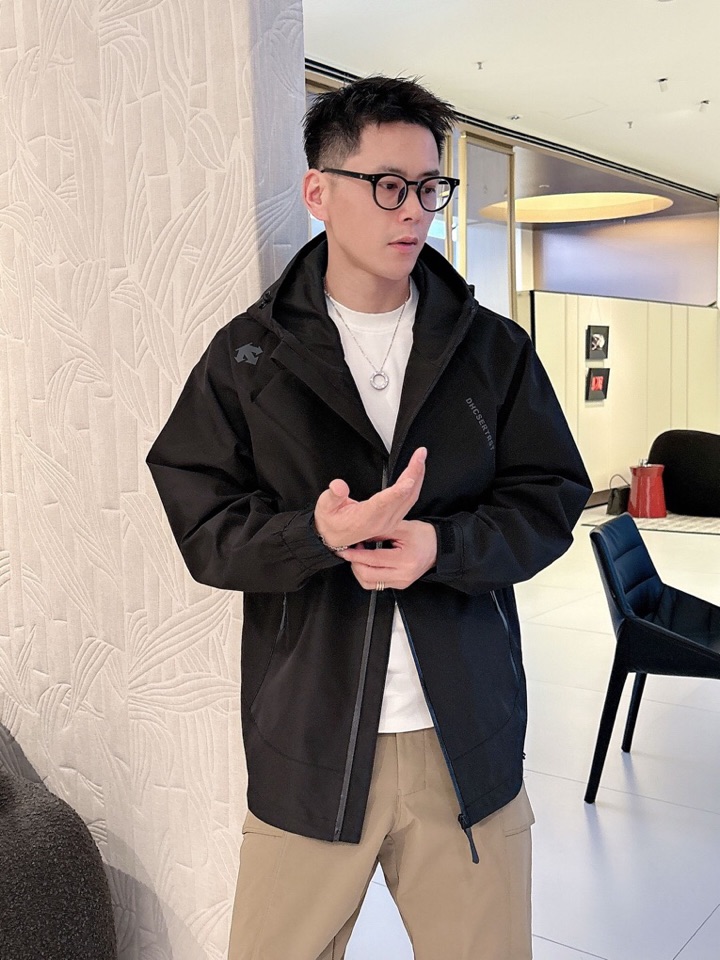 迪桑特 官网同款，三标齐全，提前发售 2025ss秋冬新款男士夹克外套，原单三标齐全高端版本 定制面料 
