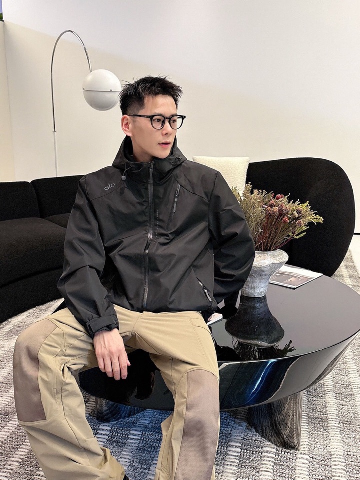 alo 官网同款，三标齐全，提前发售 2025ss秋冬新款男士夹克外套，原单三标齐全高端版本 定制面料 