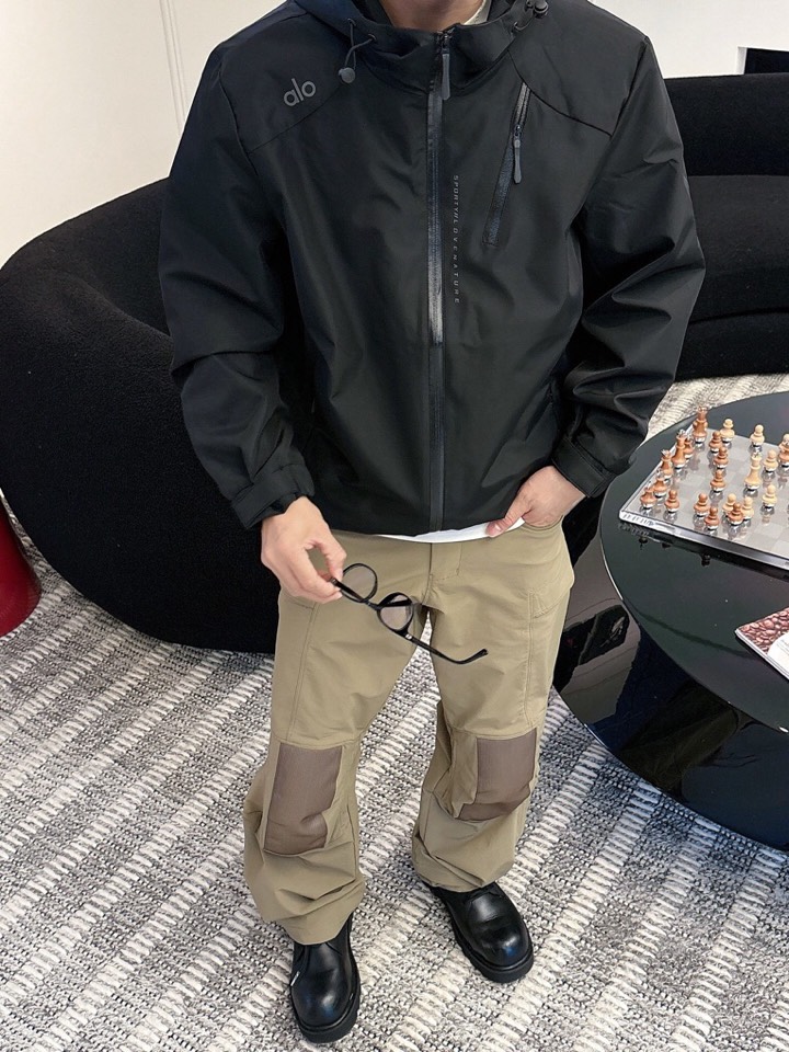alo 官网同款，三标齐全，提前发售 2025ss秋冬新款男士夹克外套，原单三标齐全高端版本 定制面料 