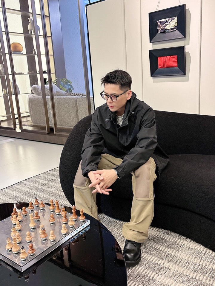 alo 官网同款，三标齐全，提前发售 2025ss秋冬新款男士夹克外套，原单三标齐全高端版本 定制面料 