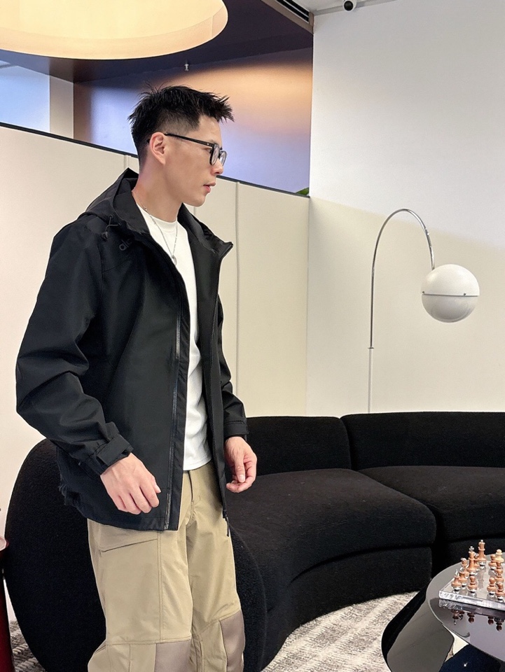 alo 官网同款，三标齐全，提前发售 2025ss秋冬新款男士夹克外套，原单三标齐全高端版本 定制面料 