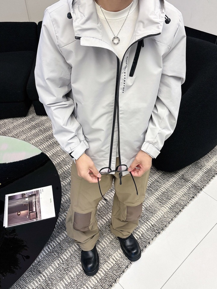 alo 官网同款，三标齐全，提前发售 2025ss秋冬新款男士夹克外套，原单三标齐全高端版本 定制面料 