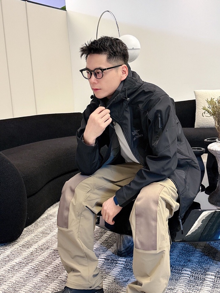 始祖鸟 官网同款，三标齐全，提前发售 2025ss秋冬新款男士夹克外套，原单三标齐全高端版本 定制面料 