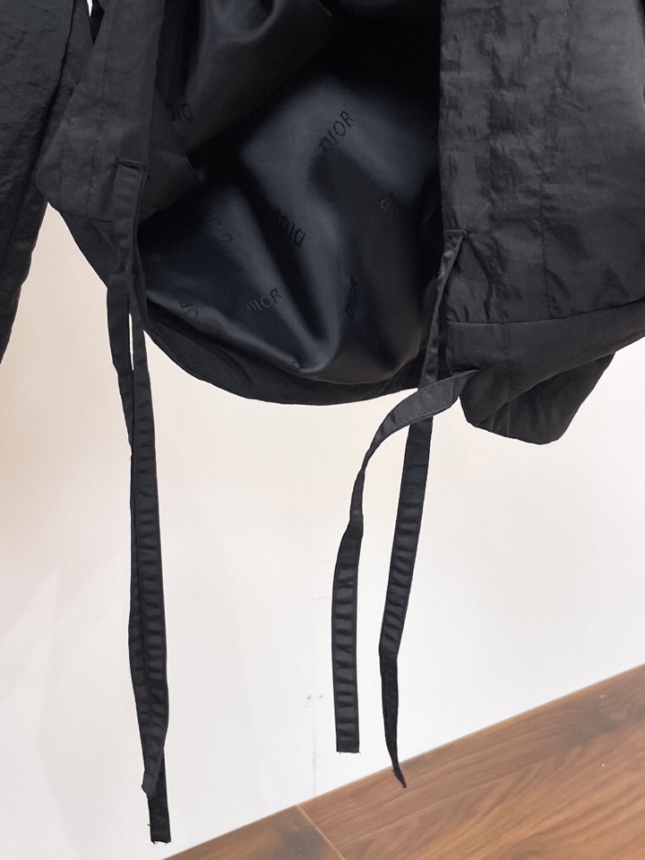 迪奥 官网同款，三标齐全，提前发售 2025ss秋冬新款男士夹克外套，原单三标齐全高端版本 定制面料 透