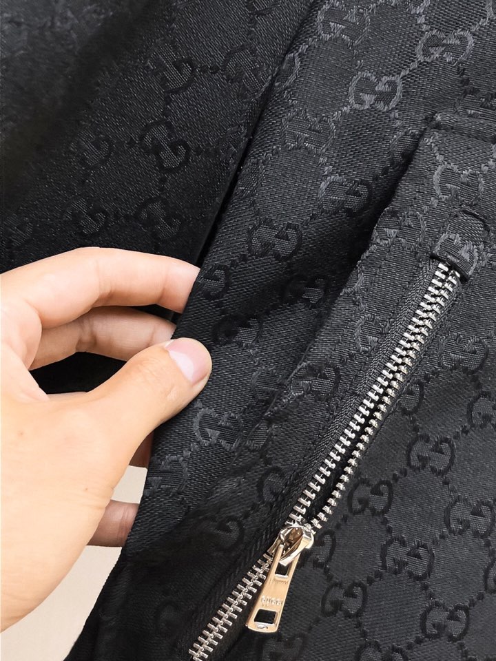 古奇 官网同款，三标齐全，提前发售 2025ss秋冬新款男士夹克外套，原单三标齐全高端版本 定制面料 透