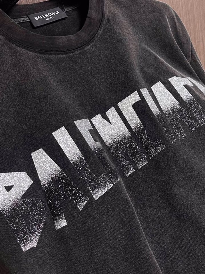 BALENCIAGA 巴黎世家2025ss秋季限定款胶带印花短袖圆领T恤，GSM重磅精梳棉，对比市面25