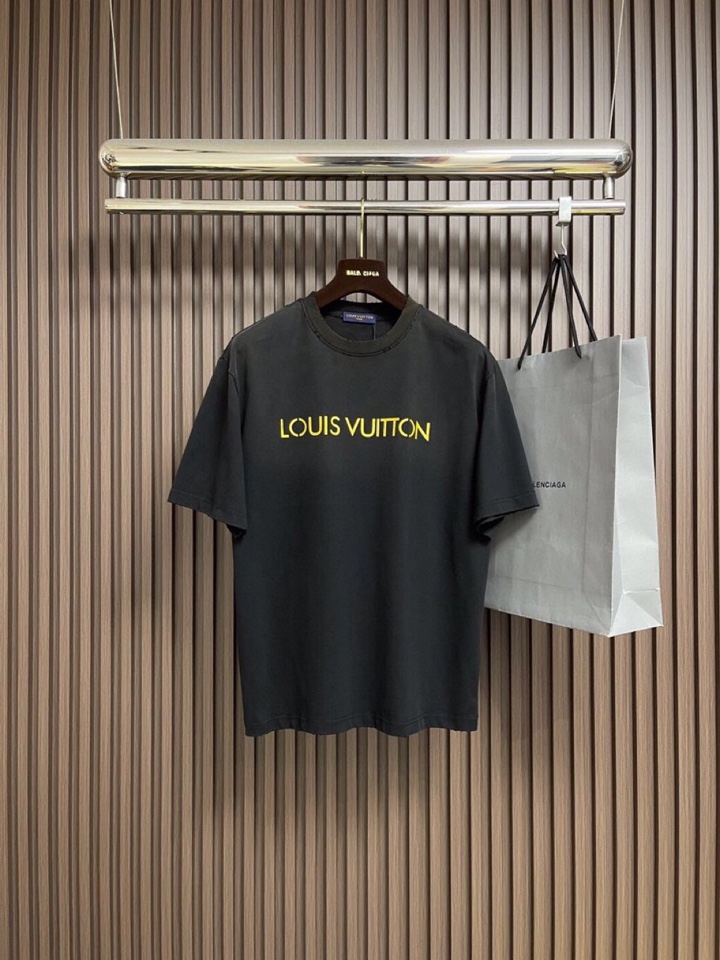 Louis Vuitton 路易威登LV 2025ss夏季新款做旧圆领T恤，定制YB雪花全棉材质 透气舒