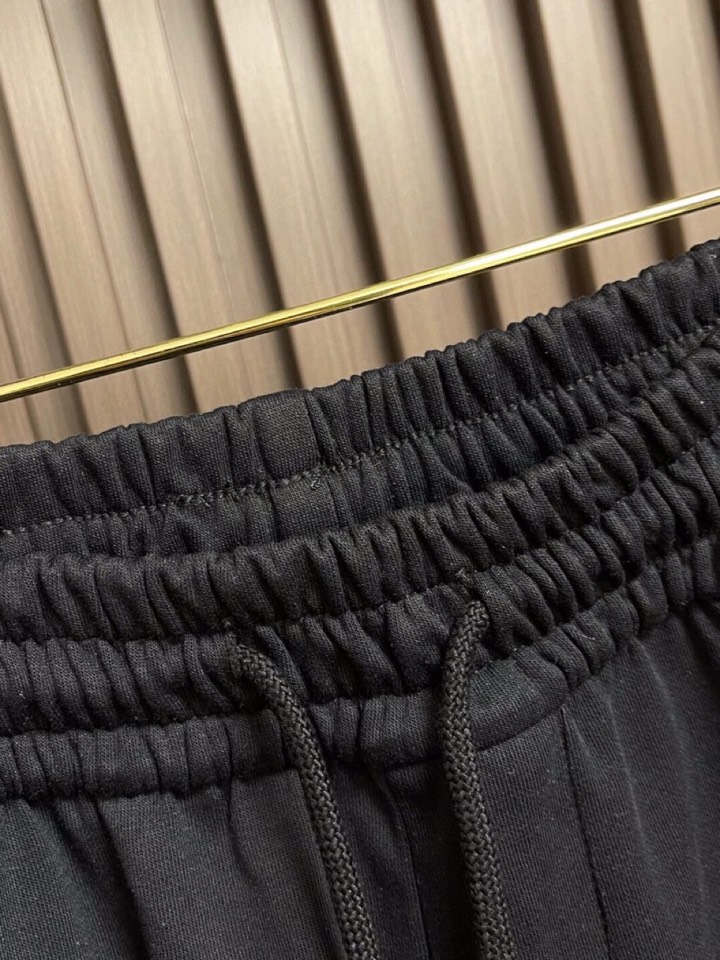 Chrome Hearts 克罗心梵文标识系列卫裤休闲裤，后袋梵文刺绣设计，日本进口毛圈提花棉料，厚度和