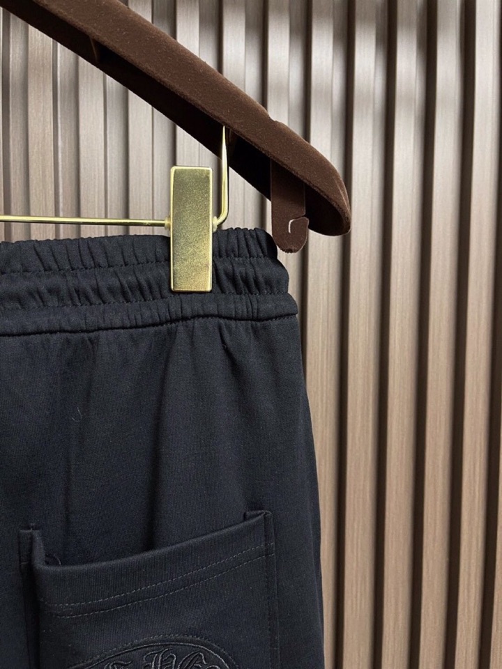 Chrome Hearts 克罗心梵文标识系列卫裤休闲裤，后袋梵文刺绣设计，日本进口毛圈提花棉料，厚度和