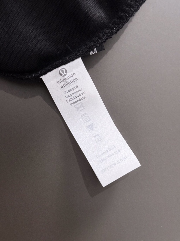 LULU 2025SS秋冬最新款圆领时尚短袖圆领T恤，官网同步，纯棉面料！贴肤舒适，耐看又好穿，经典简约