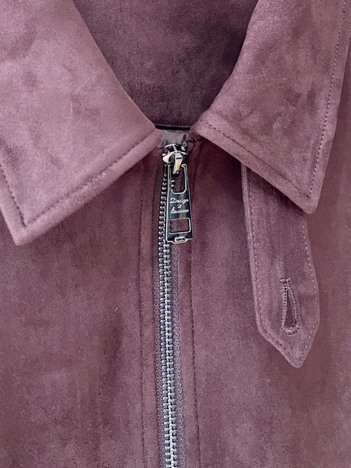 Loro Piana 诺悠翩雅lP🆕 秋冬火爆经典翻领款羽绒服外套\n颜色：红咖，藏青\n码数：M-3 