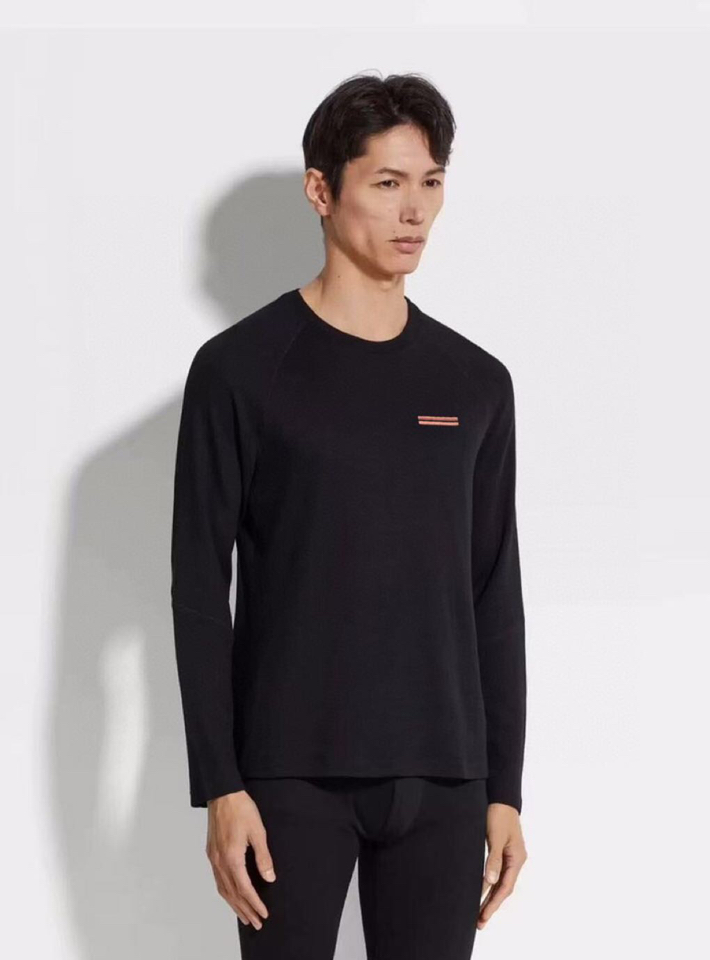 Ermenegildo Zegna 杰尼亚杰家官网同步莫代尔羊毛混纺暗纹4针六线工艺袖子拼接长袖T恤\n