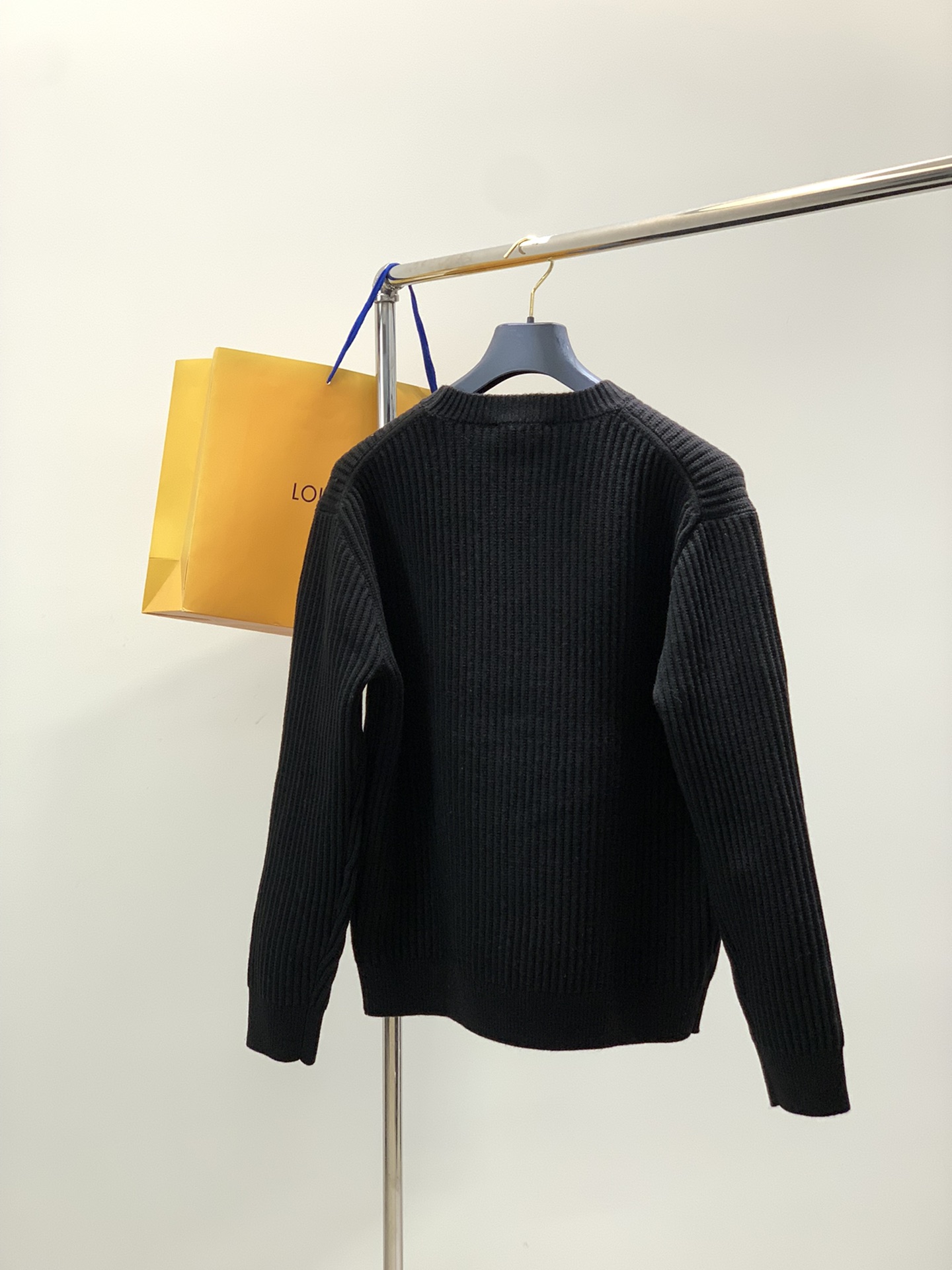 ，LouisVuitton 路易威登，2025秋季最新款，专柜同步有售，原单狠货，时尚休闲圆领长袖针织毛