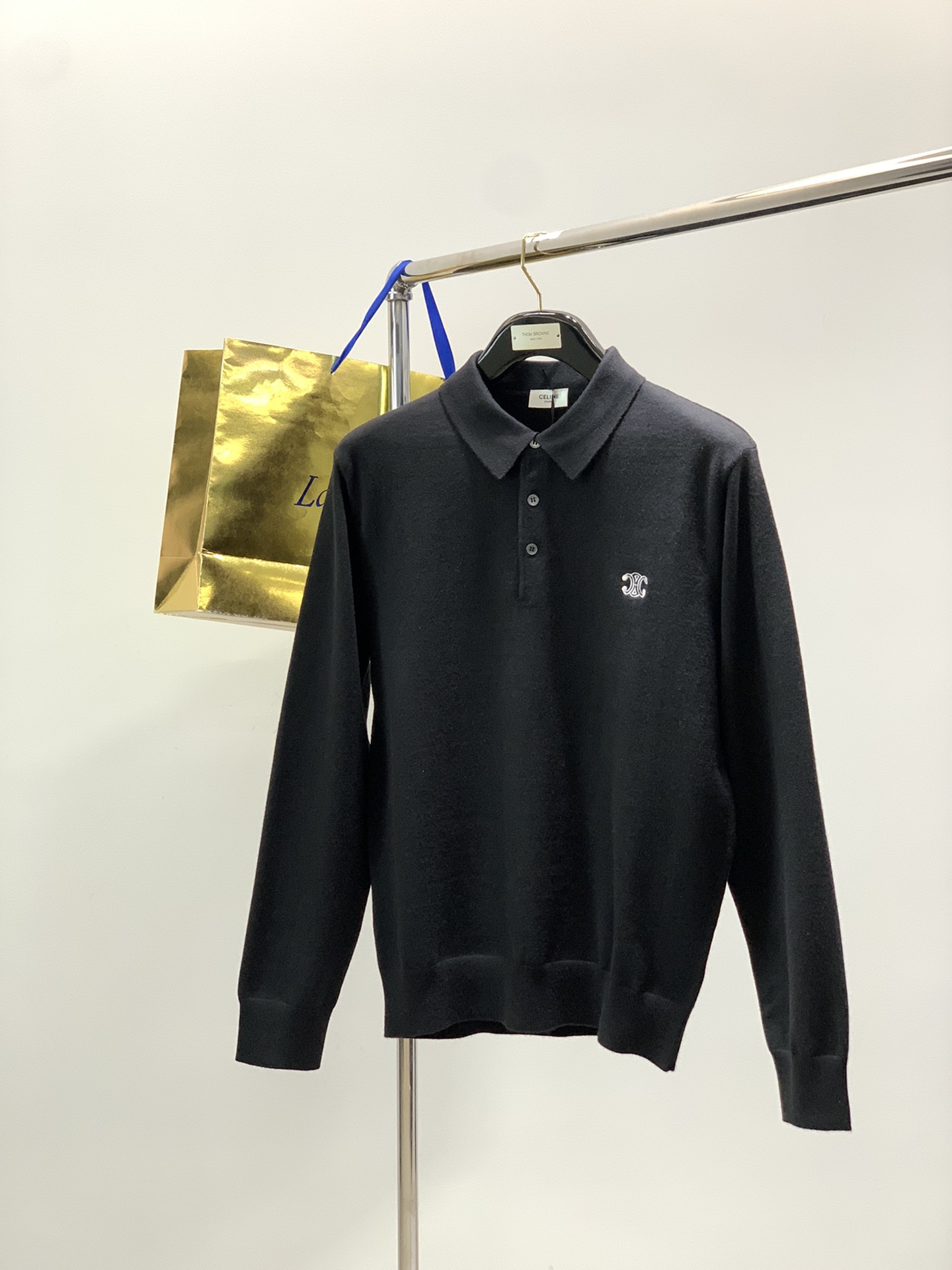 ，Celine 瑟琳，2025秋冬新品，专柜同步有售，原单狠货，时尚休闲翻领长袖针织毛衣，采用进口原版面