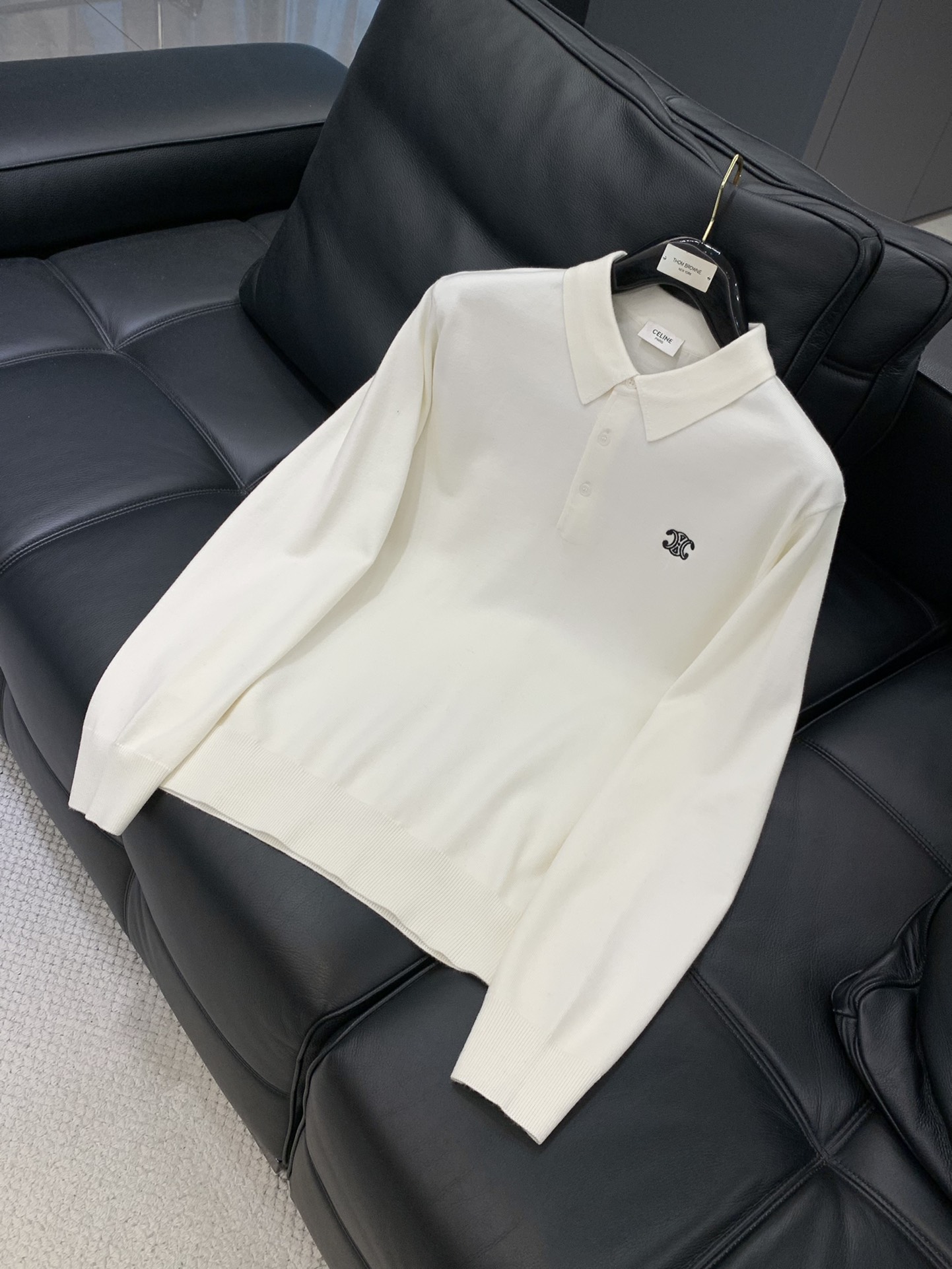 ，Celine 瑟琳，2025秋冬新品，专柜同步有售，原单狠货，时尚休闲翻领长袖针织毛衣，采用进口原版面