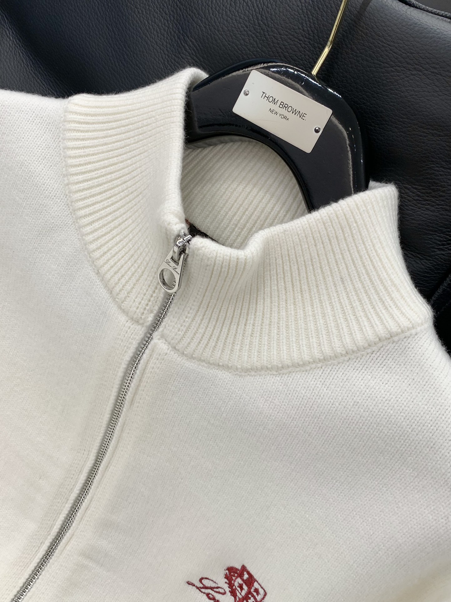 ，lP🆕(Loro Piana )，2025冬季最新品，专柜同步有售，原单狠货，时尚休闲针织开衫毛衣，采