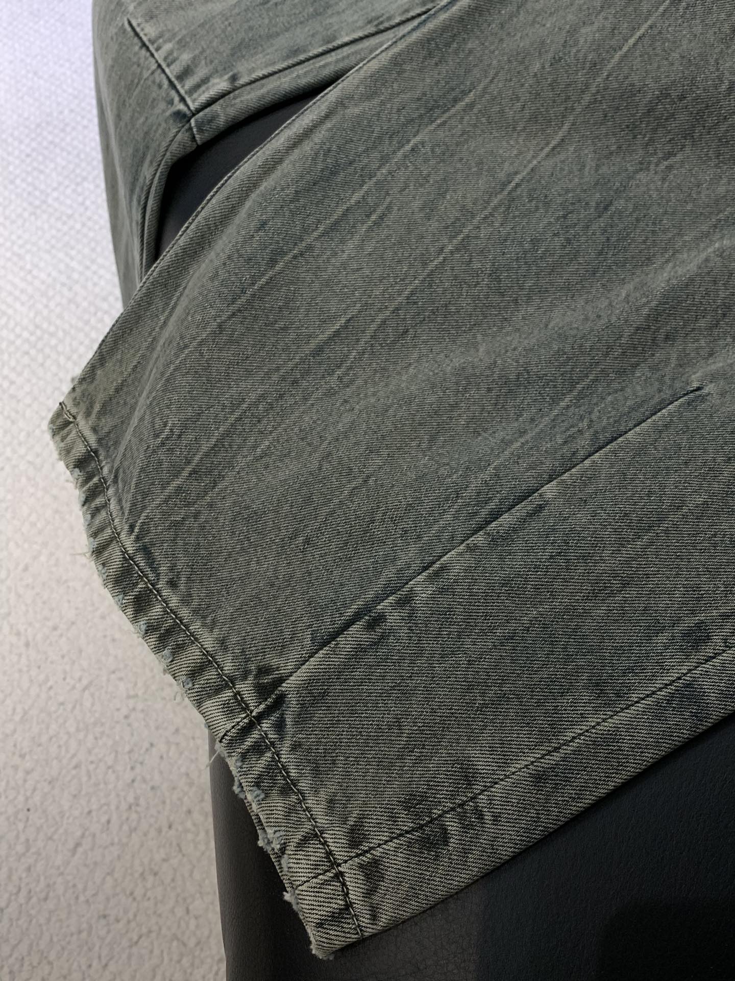 ，Maison Margiela马吉拉，2025秋季最新品，时尚休闲牛仔裤，专柜同步有售，原单狠货，采用