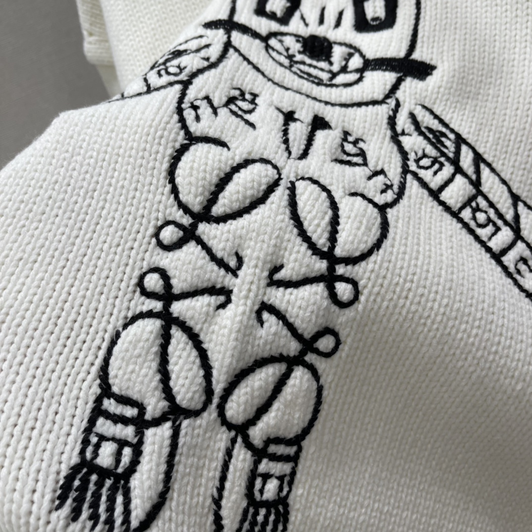 罗意威 25秋冬新款 刺绣小猫毛衣 胸前手工刺绣猫咪+Anagram元素 童趣又有艺术感宽松版型 男女都