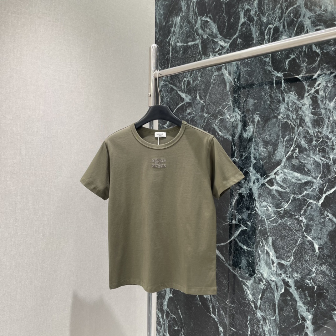 CE 25秋冬新款 凯旋门刺绣短袖T恤 正肩设计修饰肩部线条 版型挺括有型 胸前凯旋门Logo低调又有辨
