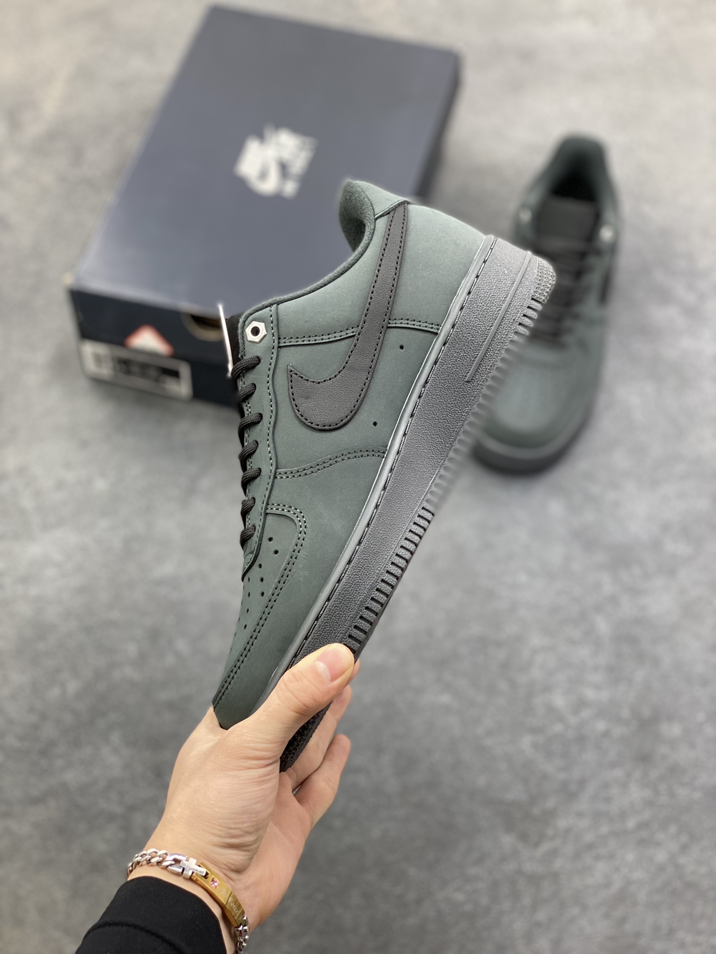 图片[3]-NIke Air Force 1 \’07 Low 空军一号低帮 运动鞋 休闲鞋 折边针车 工艺难度大 原楦头原纸板 原装鞋盒 定制五金配件 内置全掌气垫 原厂鞋底 货号：CJ9179-001 尺码：36 36.5 37.5 38 38.5 39 40 40.5 41 42 42.5 43 44 44.5 45-选品中心