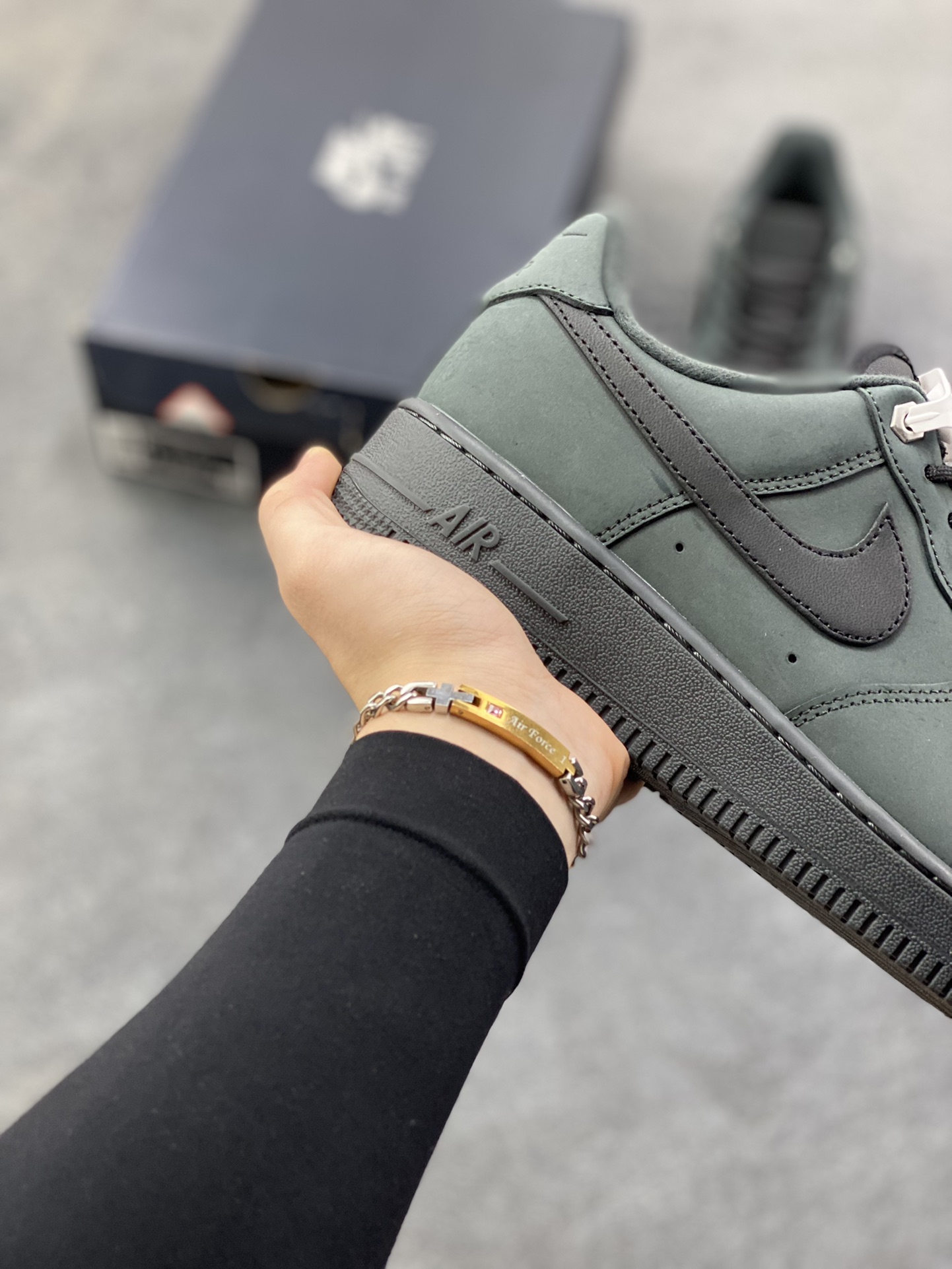 图片[6]-NIke Air Force 1 \’07 Low 空军一号低帮 运动鞋 休闲鞋 折边针车 工艺难度大 原楦头原纸板 原装鞋盒 定制五金配件 内置全掌气垫 原厂鞋底 货号：CJ9179-001 尺码：36 36.5 37.5 38 38.5 39 40 40.5 41 42 42.5 43 44 44.5 45-选品中心
