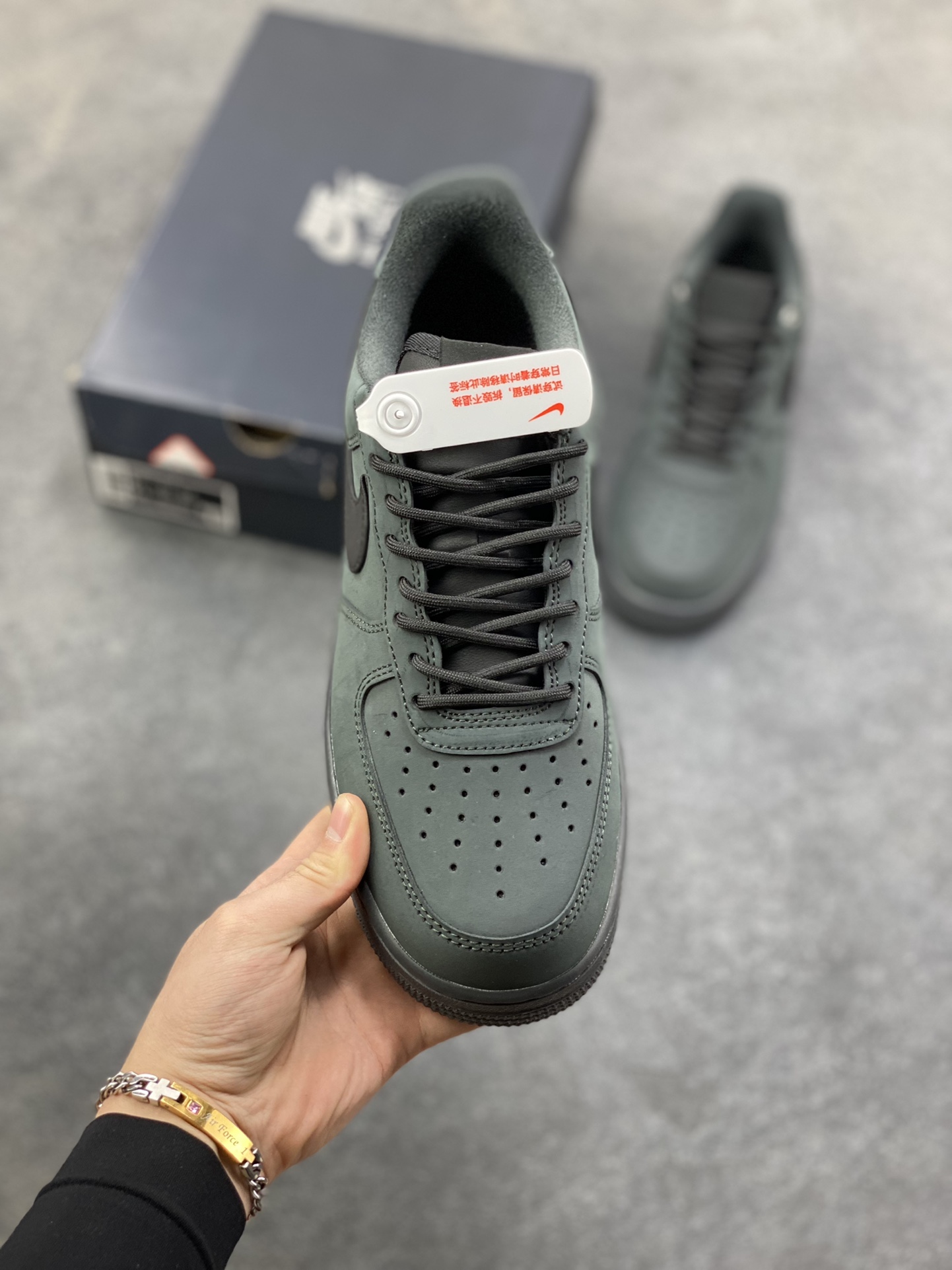 图片[2]-NIke Air Force 1 \’07 Low 空军一号低帮 运动鞋 休闲鞋 折边针车 工艺难度大 原楦头原纸板 原装鞋盒 定制五金配件 内置全掌气垫 原厂鞋底 货号：CJ9179-001 尺码：36 36.5 37.5 38 38.5 39 40 40.5 41 42 42.5 43 44 44.5 45-选品中心