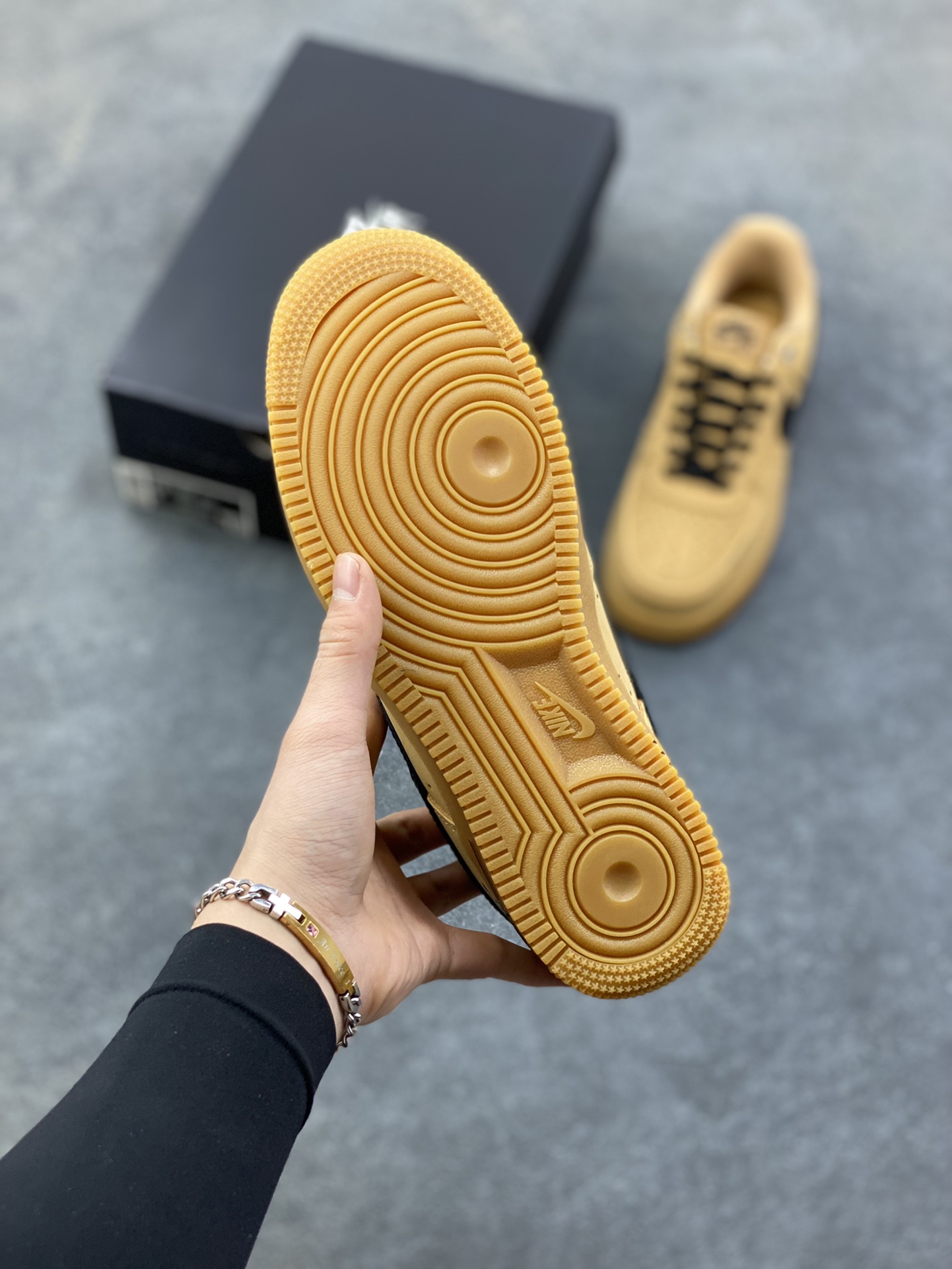 图片[5]-Nike Air Force 1 Low 空军一号低帮运动休闲板鞋 原楦头原纸板 打造纯正空军版型#专注外贸渠道 全掌内置蜂窝气垫 #原盒配件 原厂中底钢印、拉帮完美 货号：CJ9179-200 尺码：36 36.5 37.5 38 38.5 39 40 40.5 41 42 42.5 43 44 44.5 45-选品中心