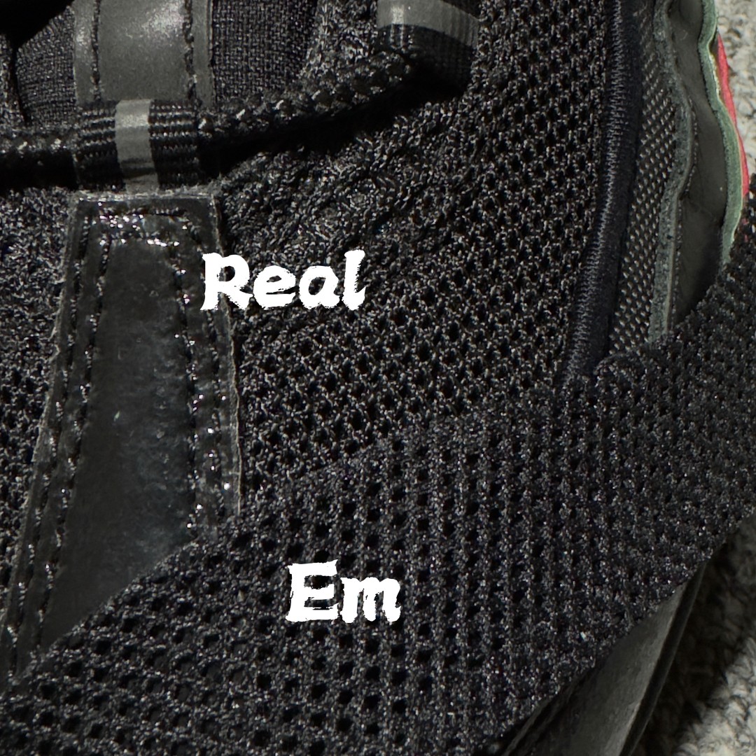 图片[9]-【小绿x/EM纯原】外贸超人气顶流单品 纯原版 UNDEFEATED x NK Air Max 95 \” Black \” 五道杠联名款低帮休闲运动鞋 IB4453-001 重金原鞋购入 独家私模 原版定制五金辅料 外贸平台充Z 高端零售专供品质 尺码：36 37.5 38 38.5 39 40 40.5 41 42 42.5 43 44 44.5 45 46 47.5 相信大家对于当年UNDEFEATED x Air Max 97 还记忆犹新，绿红色调的串标设计在当年掀起了一股潮流，市价翻倍一鞋难求的发售盛况至今依然难忘 而这一经典设计回归，UNDEFEATED 将再次同 Air Max 家族展开合作，基于Air Max 95 鞋型打造全新的联名 联名独有的串标元素及金属质感 Swoosh，整体既简洁清新，又释放出独树一帜的辨识度！-选品中心