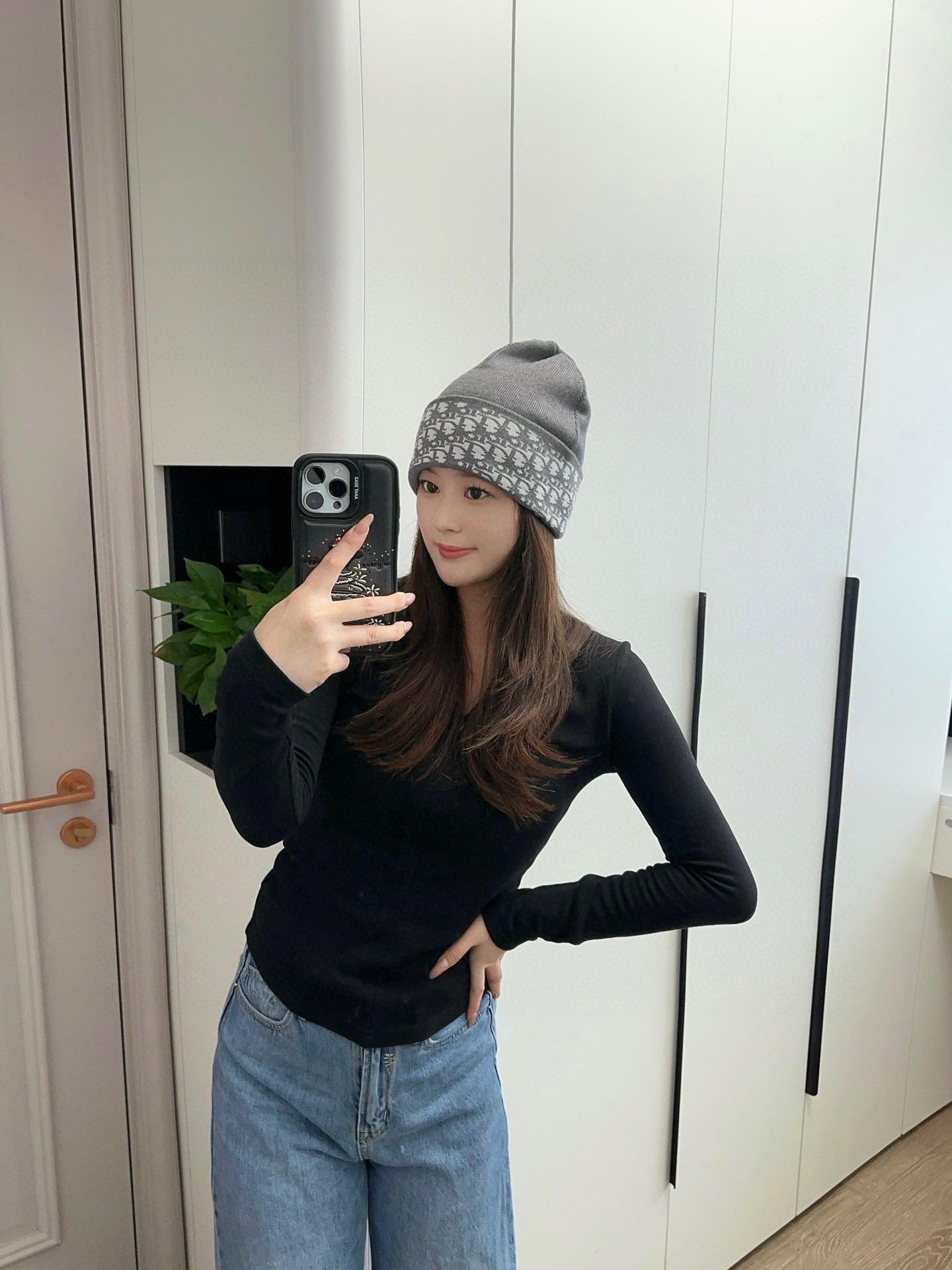 配防尘袋DIOR 迪奥原单帽子官网新品爱心][爱心]羊毛羊绒双层帽子😱😘保暖又时尚，简单大方，更显时尚高